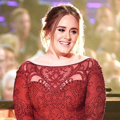 5 tricks to hide that pesky double chin